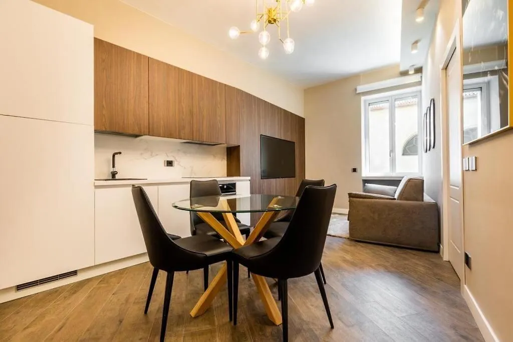 Dali Duomo Golden House Apartman Milánó Olaszország